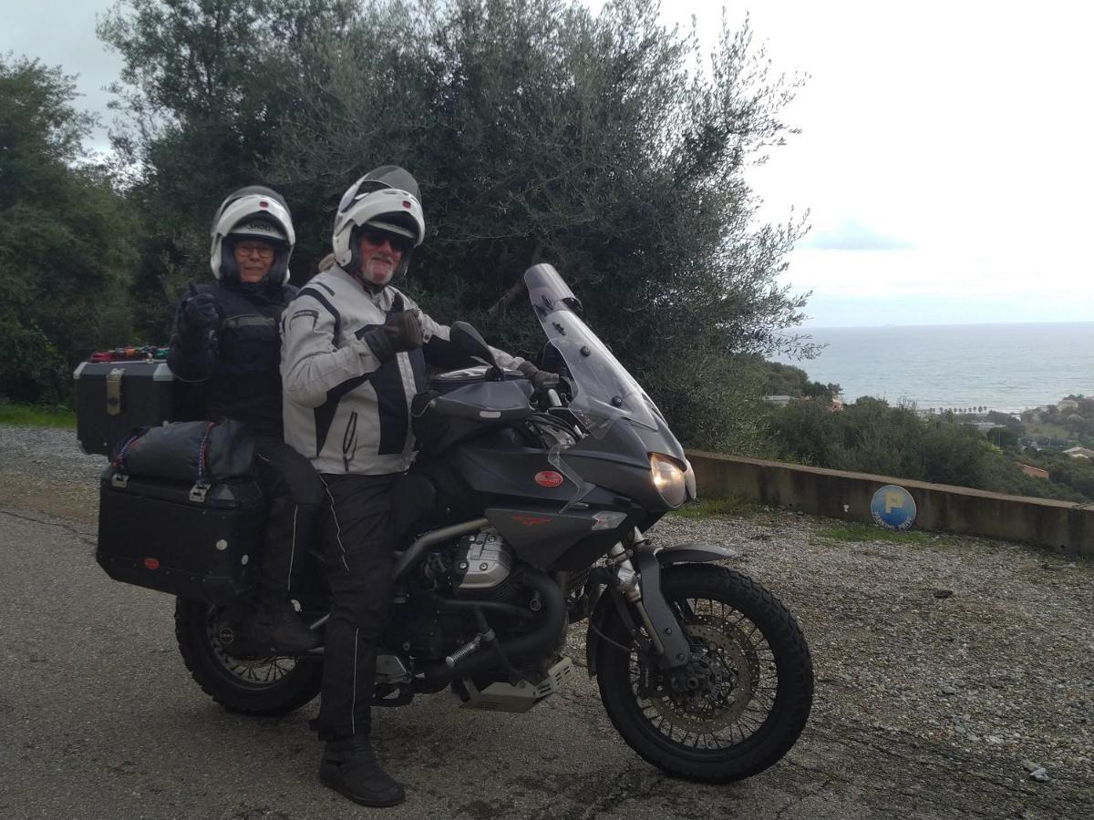 Cap Corse Uribellinu 2 Formule Petit Dejeuner Santa-Maria-di-Lota Екстериор снимка